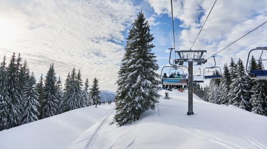 Unkompliziert in die Berge: Ski-Ausflug mit Enterprise GO